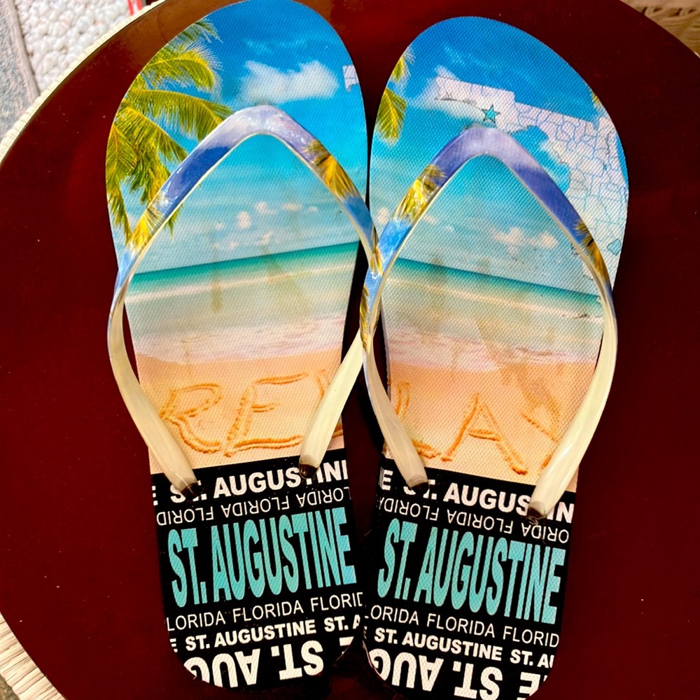 8-8.5 St. Augustine, FL flipflops-purchased while there for a rainy shopping day